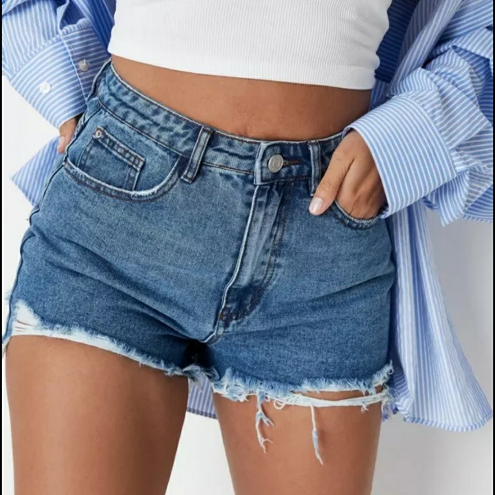 Missguided Petite Distressed Blue Jean Shorts NWT | Size 6